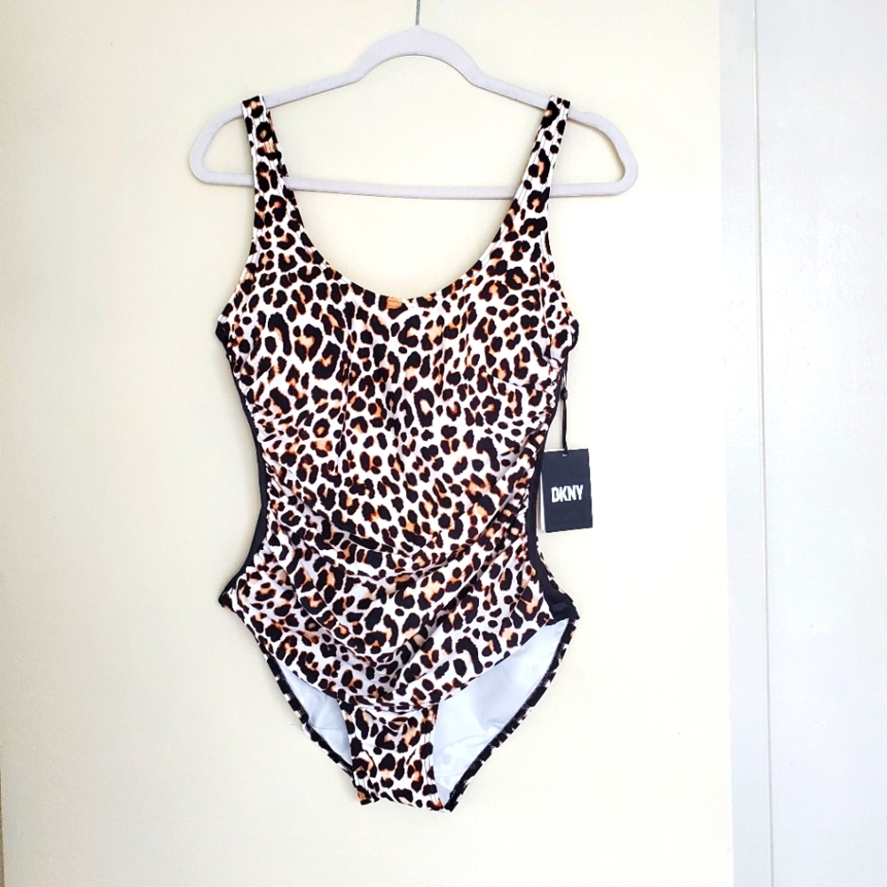 Dkny leopard swimsuit size 10